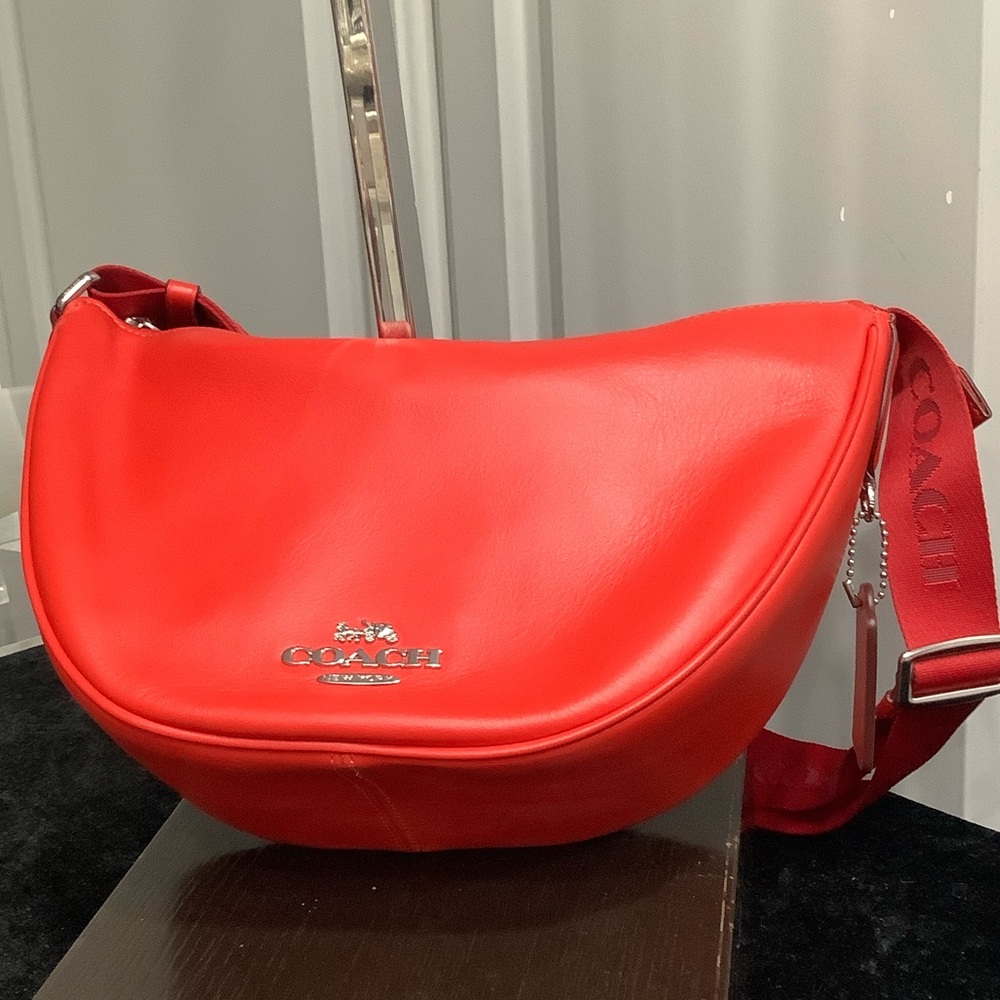 New Coach CT644 Pace Shoulder Bag Smooth Leather - Miami Red